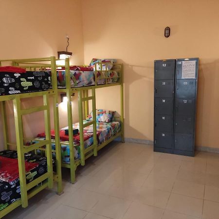 Botchan Hostel Kuta  Extérieur photo