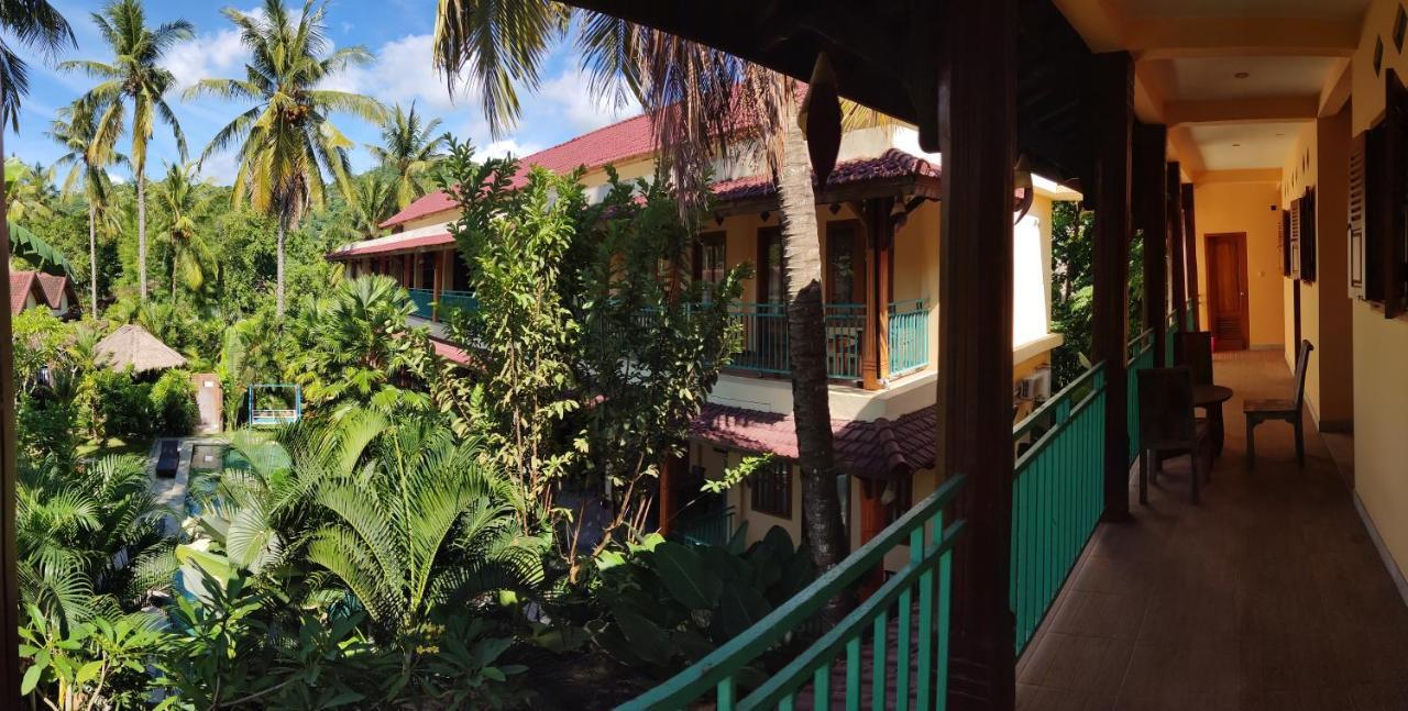 Botchan Hostel Kuta  Extérieur photo