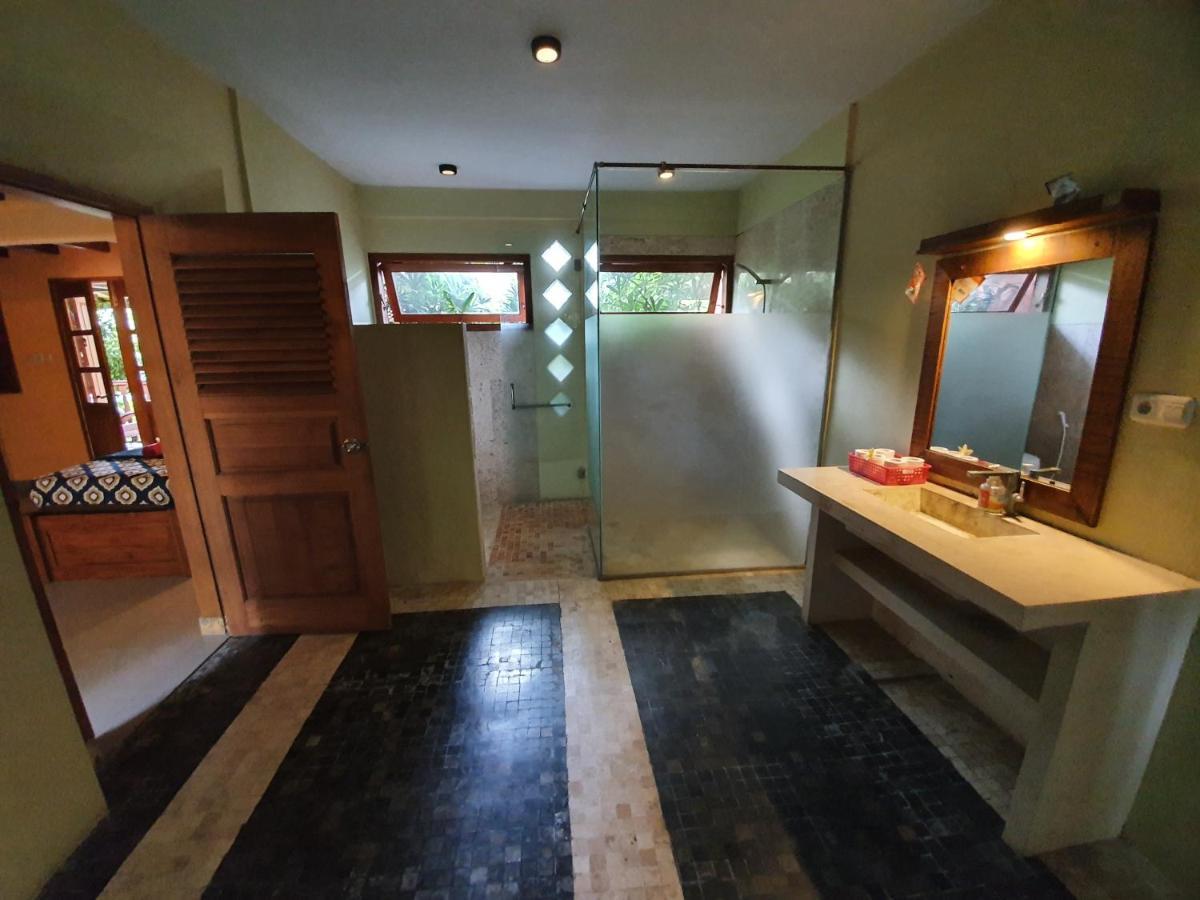 Botchan Hostel Kuta  Extérieur photo